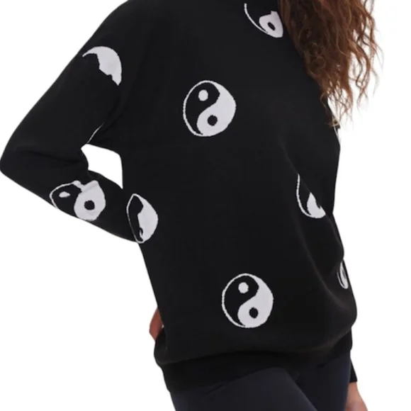 Forever 21 Black and White Yin Yang Sweater - Picture 1 of 4
